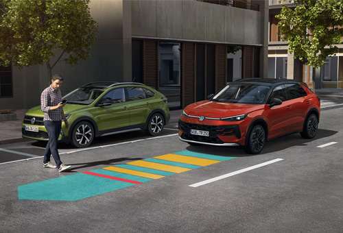 Visualisation of front assist warnings on a Volkswagen